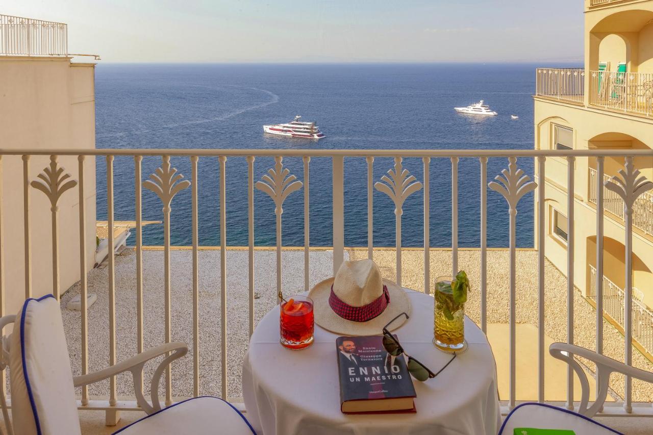 Grand Hotel Riviera Сорренто Экстерьер фото