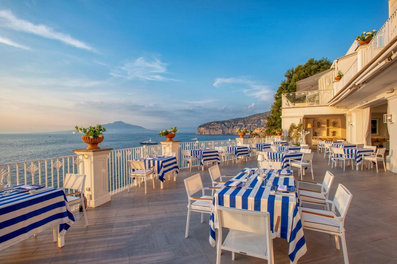 Grand Hotel Riviera Сорренто Экстерьер фото